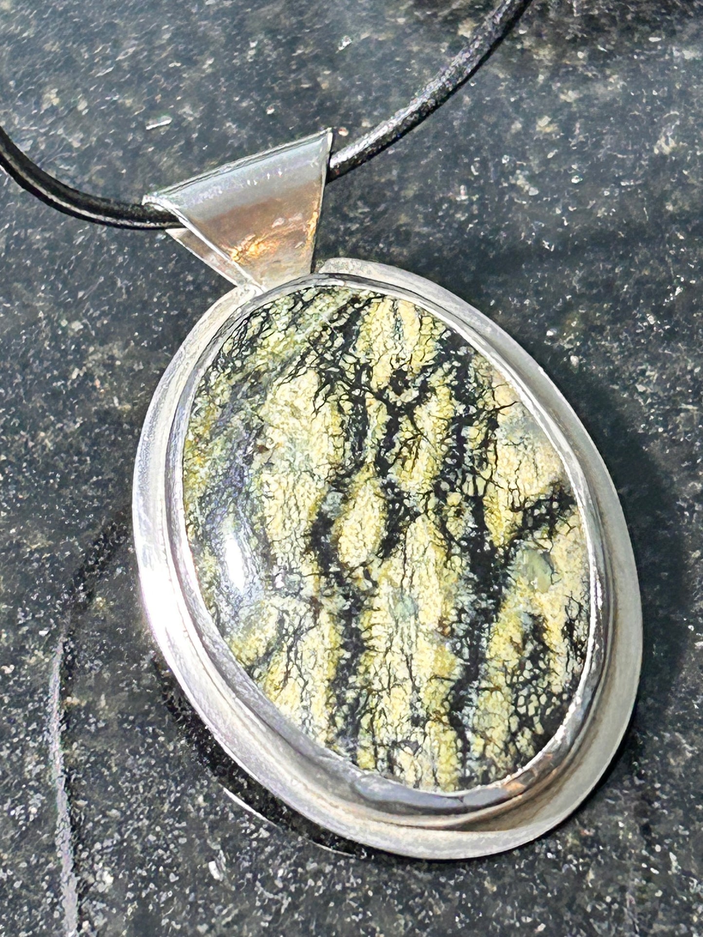 California Serpentine Oval Pendant